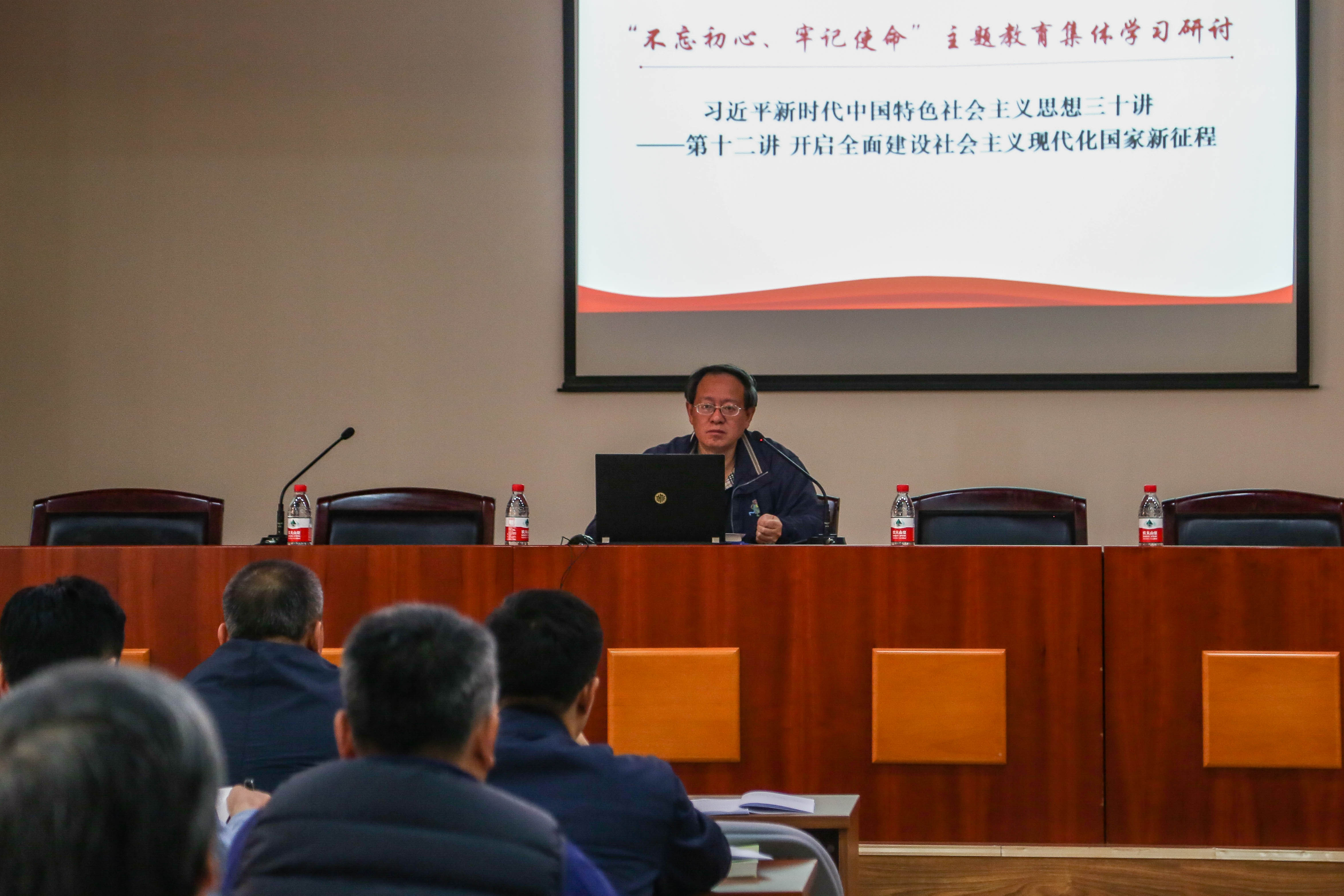 ebfc575fe05b4c8293cda4958eb8263d.jpg ebfc575fe05b4c8293cda4958eb8263d.jpg